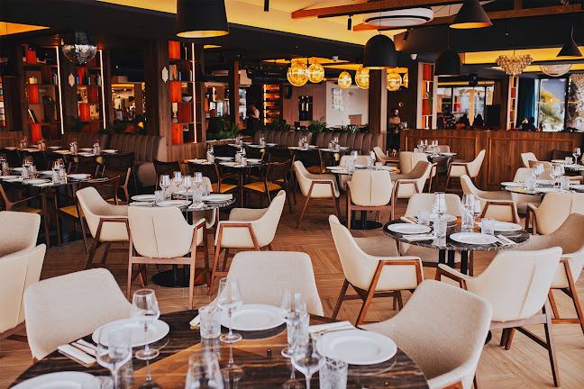 Mandrach Restaurant | Bar | Club - Gastronomija i ugostiteljstvo