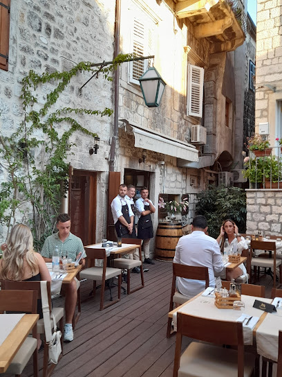 Mediterraneo Dine & Wine