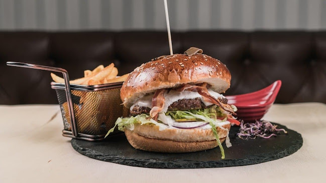 Šetalište Andrije Kačića Miošića 1, 51000, Rijeka