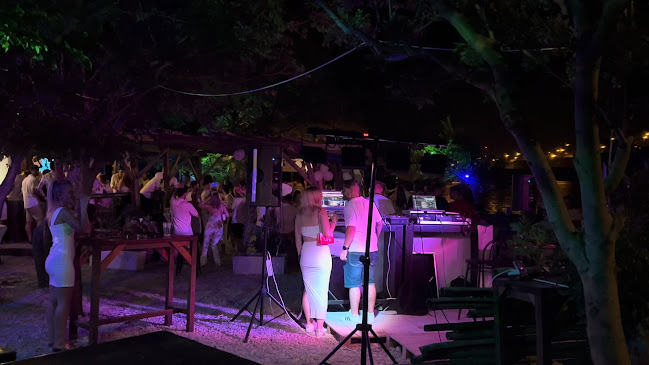 Opinii despre Beach bar Puerta în Kraljevica - Gastronomija i ugostiteljstvo