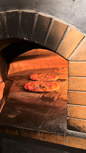 Opinii despre Fontana în Šibenik - Gastronomija i ugostiteljstvo