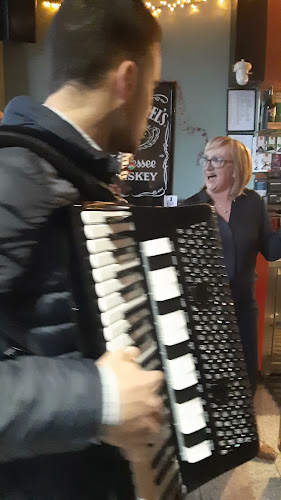 Opinii despre Ksenči Bar în Zagreb - Gastronomija i ugostiteljstvo