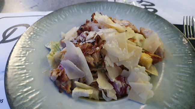 Opinii despre Beach Bar & Restaurant Providenca în Šimuni - Gastronomija i ugostiteljstvo