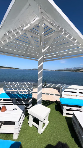 BEBA BEACH BAR - Gastronomija i ugostiteljstvo