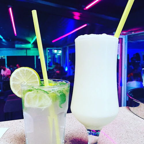 Caffe bar 032 - Gastronomija i ugostiteljstvo