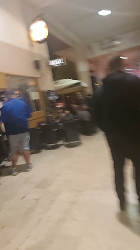 Opinii despre Caffe bar Midl în Zagreb - Gastronomija i ugostiteljstvo