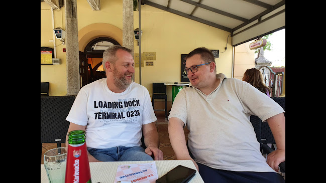 Opinii despre Bistro & Pizzeria Monnet în Samobor - Gastronomija i ugostiteljstvo