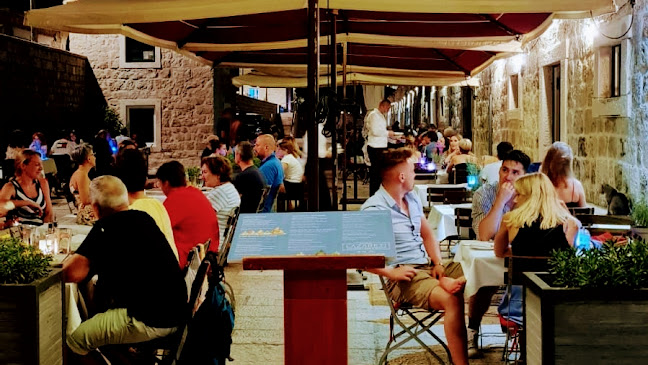 Kavana Lazareti - Gastronomija i ugostiteljstvo