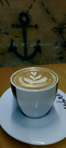 Comentarii opinii despre Caffe Bar Jolly Roger