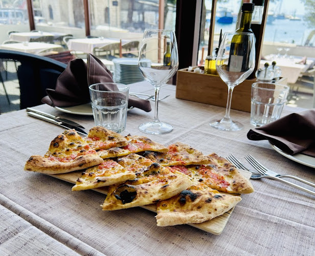 La Boca - Gastronomija i ugostiteljstvo