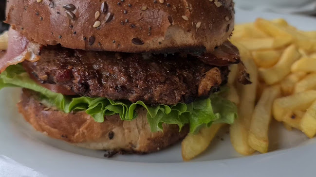 Opinii despre Napoli în Samobor - Gastronomija i ugostiteljstvo