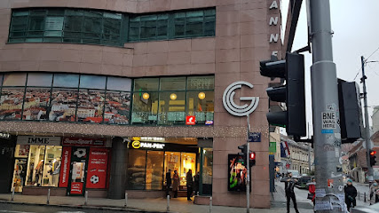 Roses & Coffee caffe bar