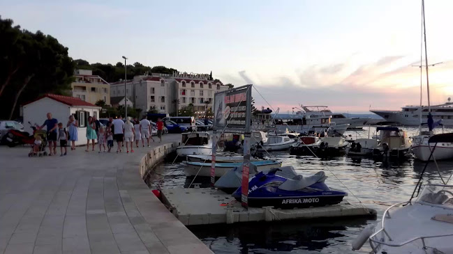 Opinii despre Pivnica Pivac în Makarska - Gastronomija i ugostiteljstvo