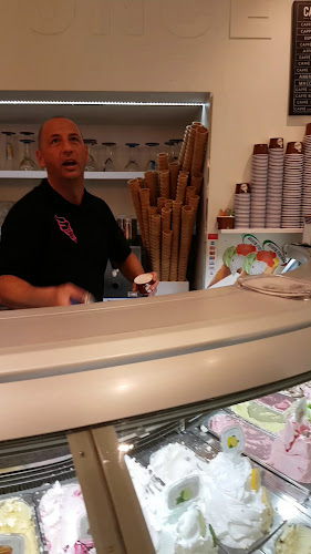 Opinii despre Gelateria Fontana în Poreč - Gastronomija i ugostiteljstvo