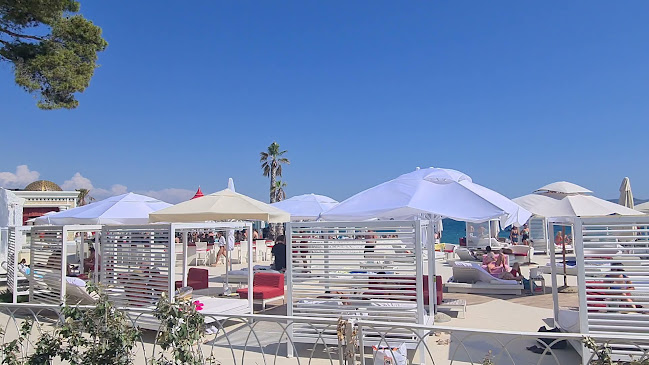 En Vogue Beach Club - Gastronomija i ugostiteljstvo