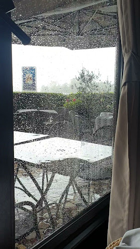 Opinii despre Jarunski Dvori în Zagreb - Gastronomija i ugostiteljstvo