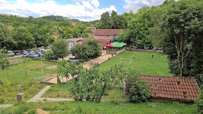 Ranc Mustang - Glavice