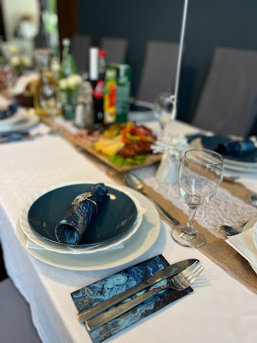 Opinii despre Astro Pivnica - Caffe în Zagreb - Gastronomija i ugostiteljstvo