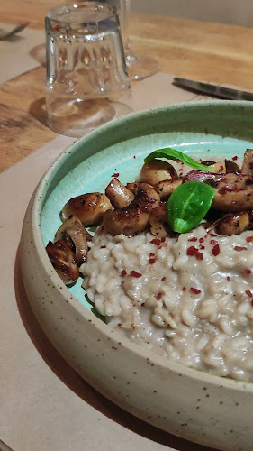 Opinii despre Uje restaurant în Split - Gastronomija i ugostiteljstvo