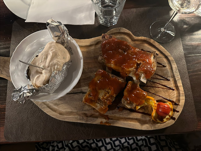 Vinska cesta 2, 51250, Novi Vinodolski