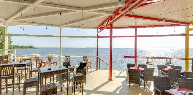 Macumba Beach Club & Grill