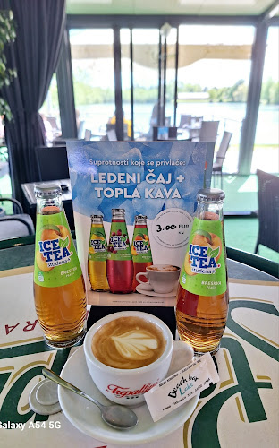 Beach bar Lake - Gastronomija i ugostiteljstvo