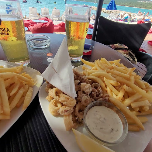 Opinii despre Beach Bar Babe în Novalja - Gastronomija i ugostiteljstvo
