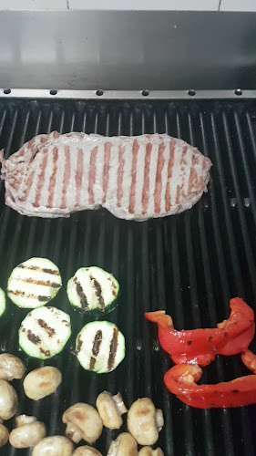 Opinii despre Pizzeria Ivo No1 în Stobreč - Gastronomija i ugostiteljstvo