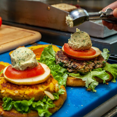 Barcode Mitra - Rudeš - Gastronomija i ugostiteljstvo