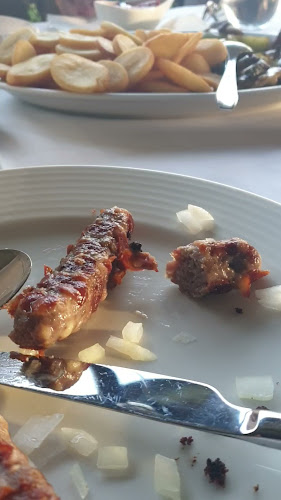 Opinii despre Jarunski Dvori în Zagreb - Gastronomija i ugostiteljstvo