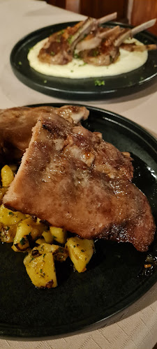 Restaurant Knezgrad - Gastronomija i ugostiteljstvo