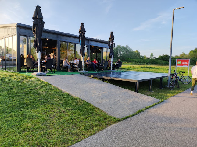 Beach bar Lake - Gastronomija i ugostiteljstvo