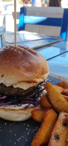 Opinii despre Fabrika bistro în Komiža - Gastronomija i ugostiteljstvo