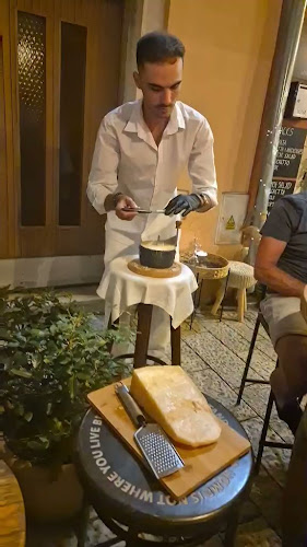 Opinii despre Mižol Wine & Food Bar în Rovinj - Gastronomija i ugostiteljstvo