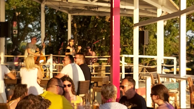 Opinii despre Macumba Beach Club & Grill în Mareda - Gastronomija i ugostiteljstvo