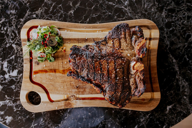 Mandrach Restaurant | Bar | Club