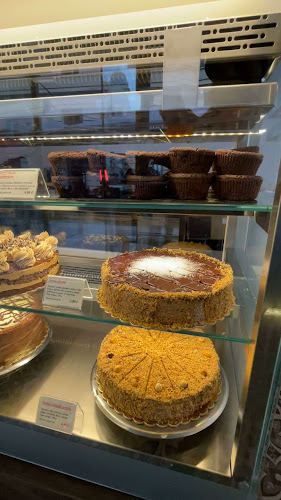 Oranž Bistro & Wine Bar