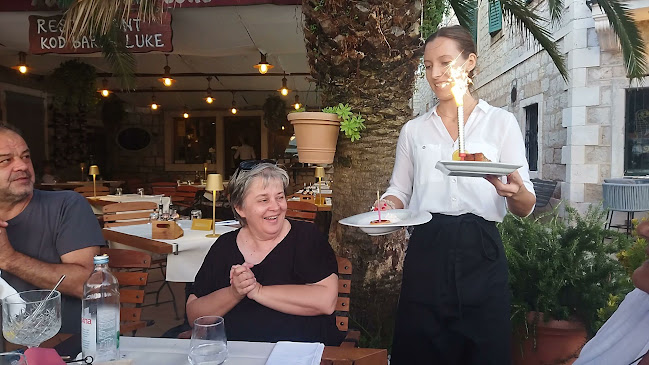 Opinii despre Kod Barba Luke în Stari Grad - Gastronomija i ugostiteljstvo