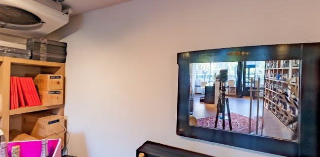 Ul. grada Vukovara 56, 10000, Zagreb