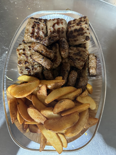 Njam-Njam - Gastronomija i ugostiteljstvo