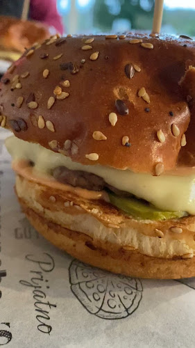 Opinii despre Park Plitvice (Burger Park) în Rakovica - Gastronomija i ugostiteljstvo