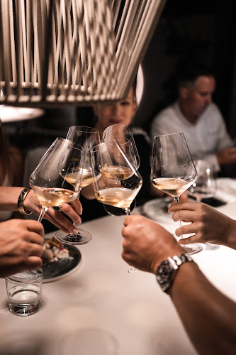 Opinii despre Kala Dine & Wine în Supetar - Gastronomija i ugostiteljstvo