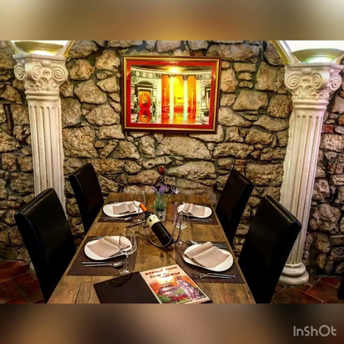 Opinii despre Restaurant Santa Roma Rovinj în Rovinj - Gastronomija i ugostiteljstvo