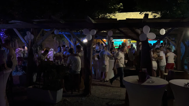 Beach bar Puerta - Gastronomija i ugostiteljstvo