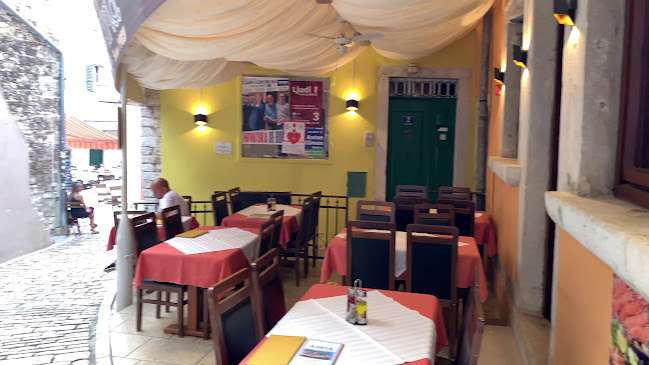 Adria Restaurant & Pizzeria