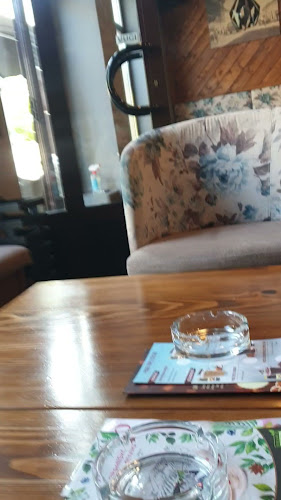 Opinii despre Caffe bar Posh în Glina - Gastronomija i ugostiteljstvo