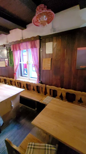 Opinii despre Planinarski dom Grafičar / Malo Sljeme d.o.o. în Zagreb - Gastronomija i ugostiteljstvo