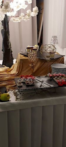 Opinii despre Restoran Nautic Marina Kaštela în Kaštel Gomilica - Gastronomija i ugostiteljstvo