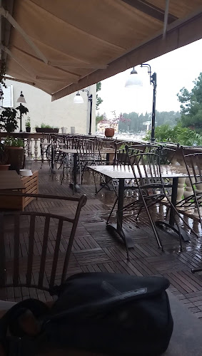 Opinii despre Caffe Bar Pizzeria La Riva în Poreč - Gastronomija i ugostiteljstvo