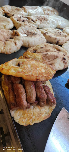 Ćevapi "K tržnici" - Gastronomija i ugostiteljstvo